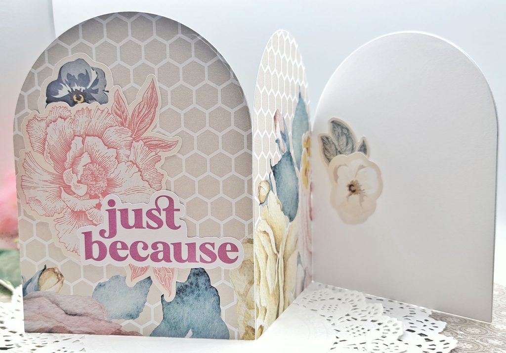 Arch Shaped Cards made in a New Way